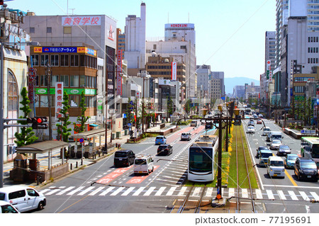 Scenery of Toyohashi City, Ekimae Odori and tram 77195691