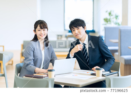 Meeting Meeting Presentation Team Business Office Businessman Meeting Meeting Presentation Team Business Office Businessman 77196625