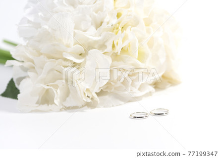 戒指和花束 戒指和花束 77199347