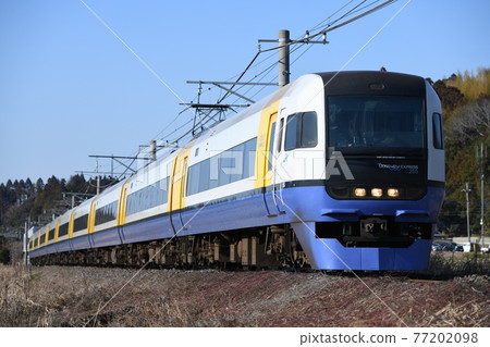 JR East 255 series limited express train JR East 255 series limited express train 77202098