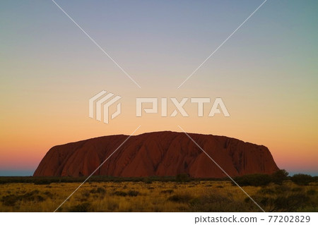 [Australia / NT] Uluru 77202829