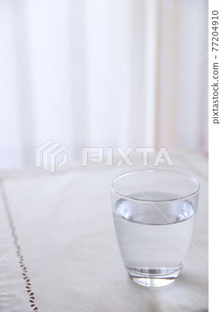 water    77204910