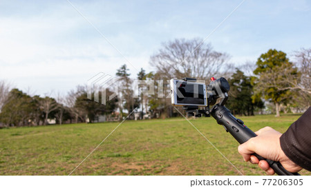 Scenery shot with a smartphone Gimbal shooting 77206305