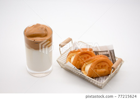 Targona coffee and waffles Targona coffee and waffles 77215624