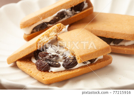 葡萄乾沙餅乾 77215916