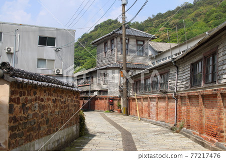 Tombai Wall Alleys and Blue Sky Tombai Wall Alleys and Blue Sky 77217476