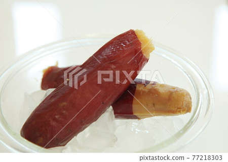 Chilled fried potato Chilled fried potato 77218303