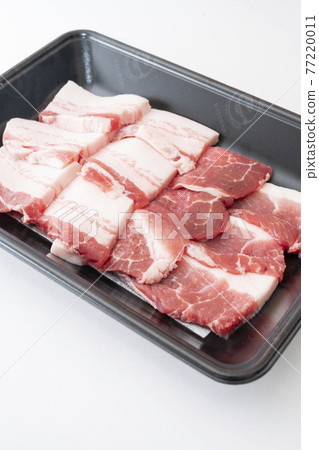 Black pork thighs and ribs from Kagoshima prefecture Black pork thighs and ribs from Kagoshima prefecture 77220011