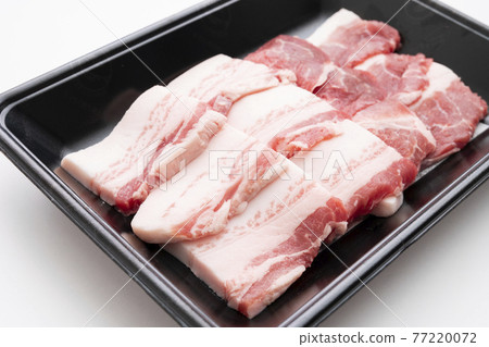 Black pork thighs and ribs from Kagoshima prefecture 77220072