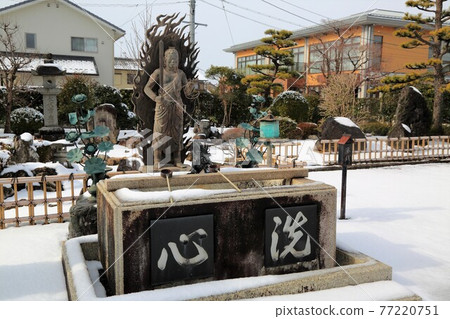 冬天的圓教寺,由弘法大師建造,21(岐阜縣本棲郡北形町) 冬天的圓教寺,由弘法大師建造,21(岐阜縣本棲郡北形町) 77220751