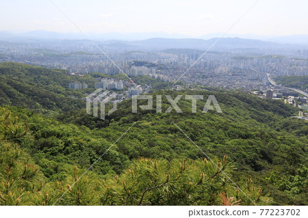 Bukhansan. National Park. Bohyeonbong. Hyeongjebong. Pyeongchang-dong Bukhansan. National Park. Bohyeonbong. Hyeongjebong. Pyeongchang-dong 77223702
