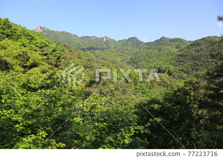 Bukhansan. National Park. Bohyeonbong. Hyeongjebong. Pyeongchang-dong 77223716