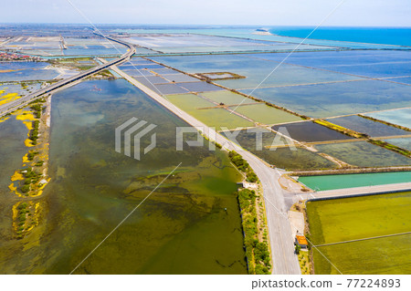 臺灣台南將軍區青鯤鯓扇形鹽田Tainan Yantian, Asia, Taiwan 臺灣台南將軍區青鯤鯓扇形鹽田Tainan Yantian, Asia, Taiwan 77224893