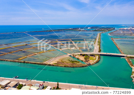 臺灣台南將軍區青鯤鯓扇形鹽田Tainan Yantian, Asia, Taiwan 77224899