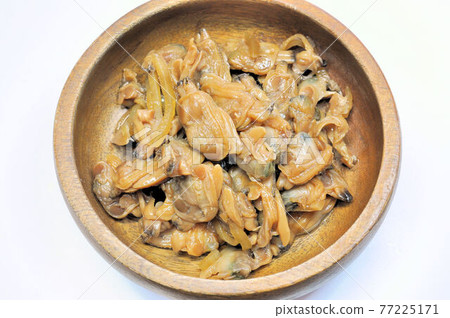 Boiled clams 77225171