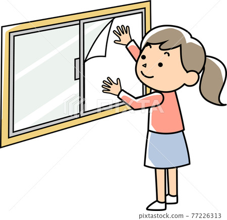 一個在窗戶上貼上防碎布的女人 一個在窗戶上貼上防碎布的女人 77226313