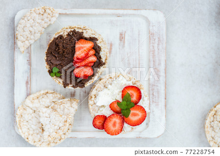 Healthy Snack from Rice Cakes with Hazelnut Spread, Ricotta Chee 77228754
