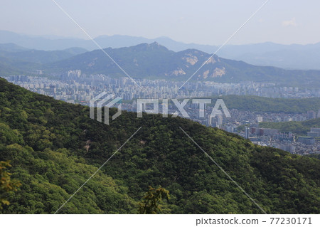 Bukhansan. National Park. Bohyeonbong. Hyeongjebong. Pyeongchang-dong Bukhansan. National Park. Bohyeonbong. Hyeongjebong. Pyeongchang-dong 77230171