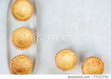 Egg Custard Tart, traditional English, Portuguese, Chinese desse Egg Custard Tart, traditional English, Portuguese, Chinese desse 77231720