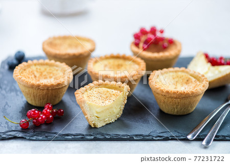 Egg Custard Tart, traditional English, Portuguese, Chinese desse Egg Custard Tart, traditional English, Portuguese, Chinese desse 77231722