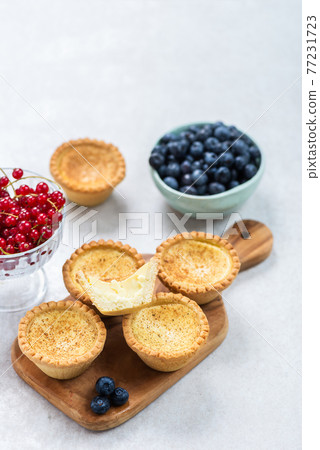 Egg Custard Tart, traditional English, Portuguese, Chinese desse Egg Custard Tart, traditional English, Portuguese, Chinese desse 77231723