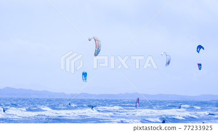 Bright flowers of kitesurfing blooming in Minamiboso 77233925