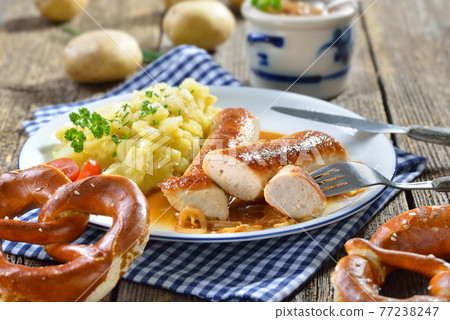 Bavarian beer garden meal 77238247