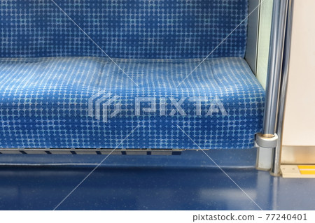 火車內的圖像 77240401
