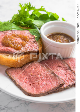 烤牛肉 烤牛肉 77246048