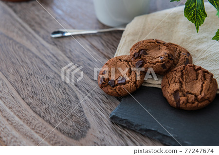 Cookie close-up wood grain table break image material 77247674