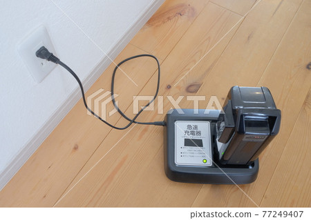 電動自行車充電器 77249407