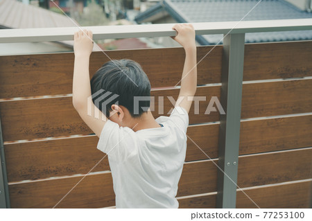 primary school student, schoolchild, schooler 77253100