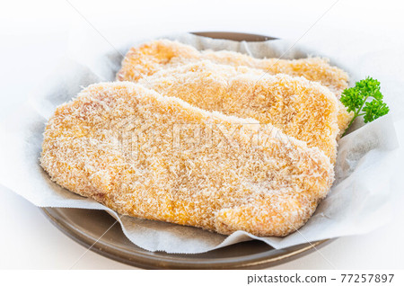 Pork cutlet with bread crumbs 77257897