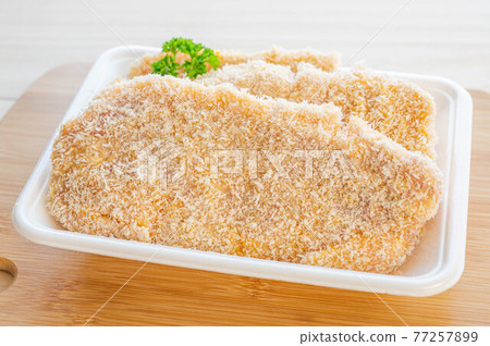 豬排配麵包屑 77257899