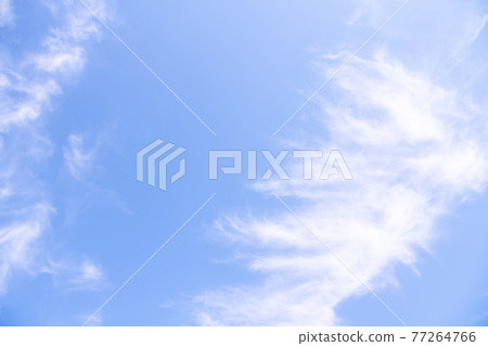 Blue sky  77264766