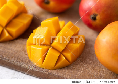 Mango Sunshine Fruit Taiwan Taiwan fruit mango マンゴー Mango Sunshine Fruit Taiwan Taiwan fruit mango マンゴー 77265866