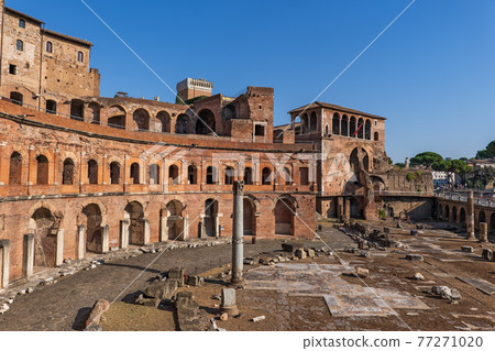Trajan Market Ancient Ruins In Rome 77271020