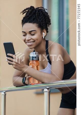Workout outdoor, devices for physical activity monitoring, chat at social networks Workout outdoor, devices for physical activity monitoring, chat at social networks 77272345