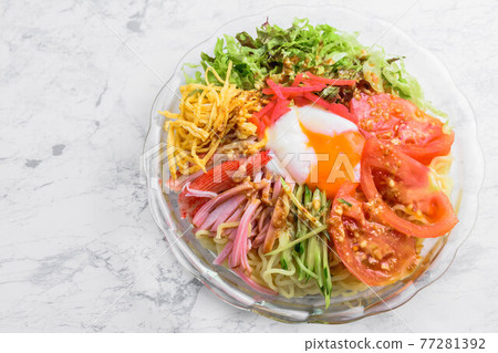 chilled Chinese noodles chilled Chinese noodles 77281392