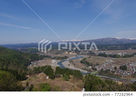 日本最大的河流露台 日本最大的河流露台 77282964