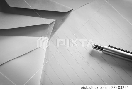 Write a letter, letter paper and envelope, greeting card, thank-you note, letter, mail 77283255