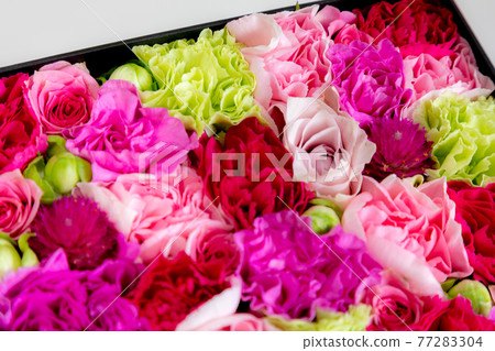 Flower box 77283304