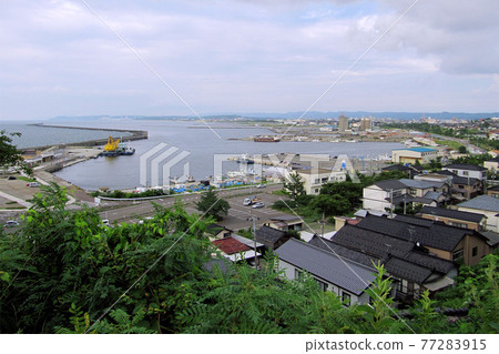 Kashiwazaki Port overlooking Banjindo / Cape Banjin (Kashiwazaki City, Niigata Prefecture) Kashiwazaki Port overlooking Banjindo / Cape Banjin (Kashiwazaki City, Niigata Prefecture) 77283915