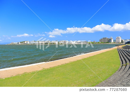 島根縣 天氣晴朗的白方公園和松江市區 照片素材 圖片 圖庫