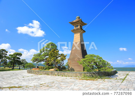 [島根縣] 晴天下的青柳路大燈籠（真道湖） 77287098