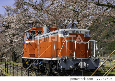 Wakasa Station DD16 Diesel Locomotive Wakasa Town, Yazu District, Tottori Prefecture 77287696