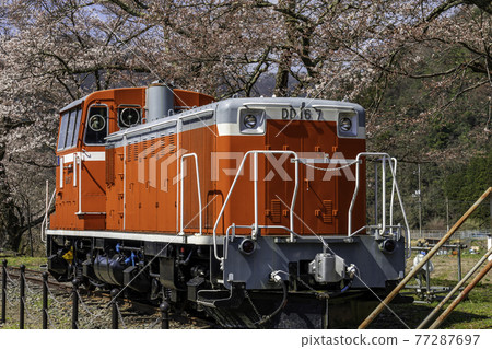 Wakasa Station DD16 Diesel Locomotive Wakasa Town, Yazu District, Tottori Prefecture Wakasa Station DD16 Diesel Locomotive Wakasa Town, Yazu District, Tottori Prefecture 77287697