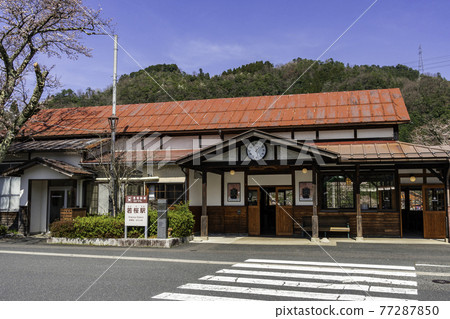 Wakasa Station Station Building Wakasa Town, Yazu District, Tottori Prefecture 77287850