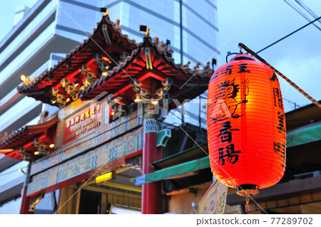 台灣的著名地方華西街觀光夜市景觀 77289702