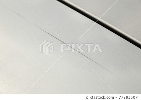 Scratches on the car, paint peeling Scratches on the car, paint peeling 77293507
